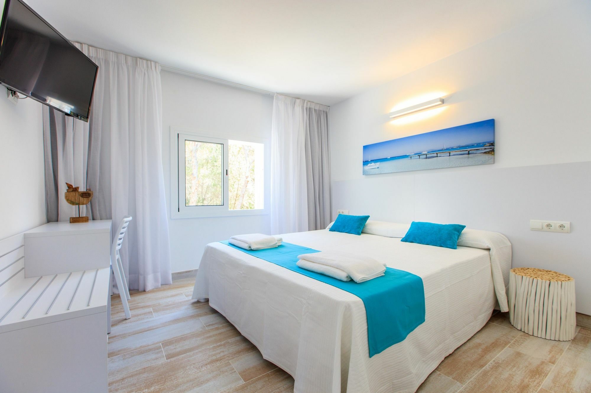 Pinos Playa Suites Playa Migjorn Bagian luar foto
