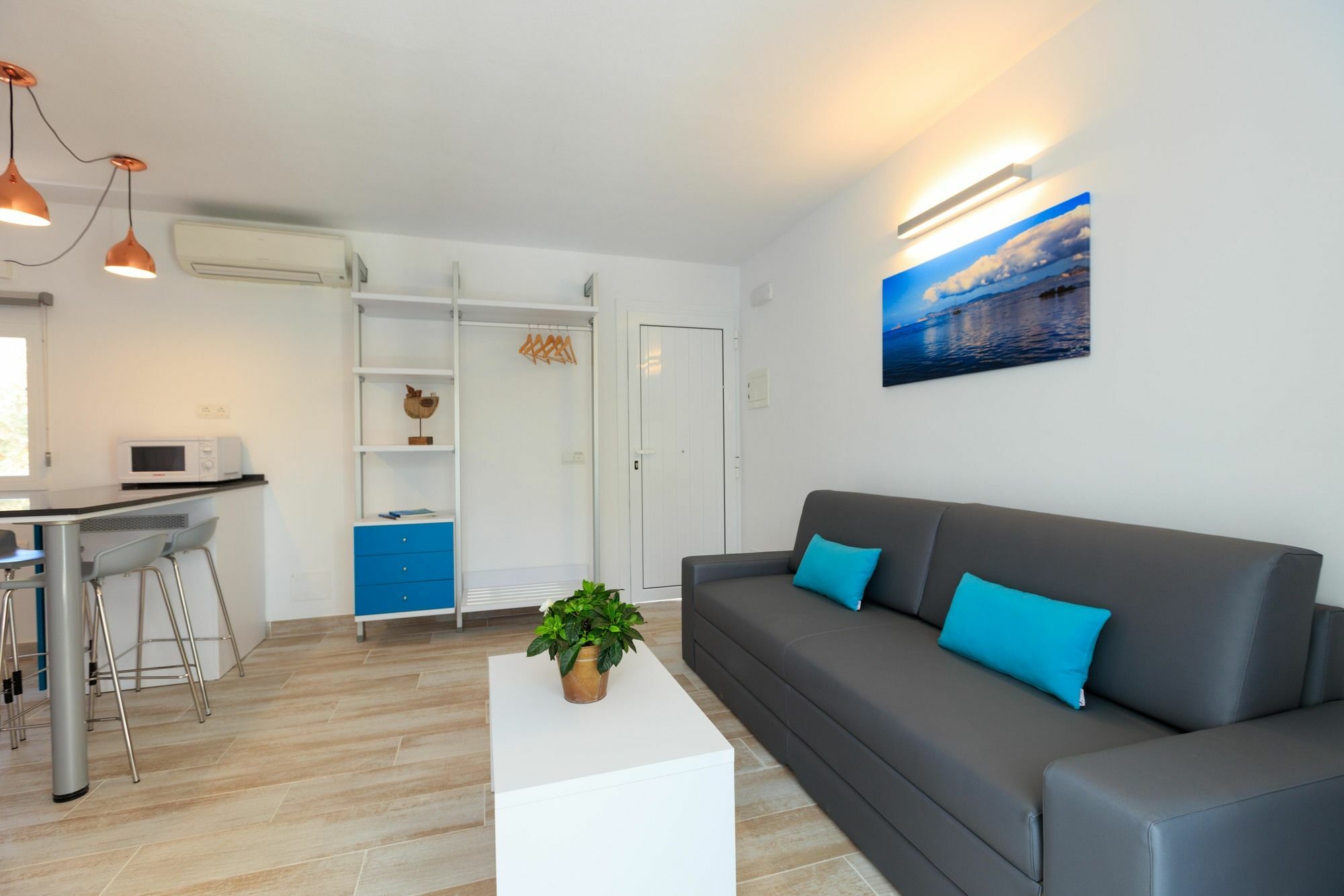 Pinos Playa Suites Playa Migjorn Bagian luar foto